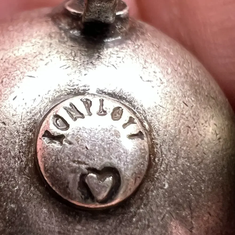 Vintage KONPLOTT Concave Purple Crystal Earrings - Picture 7 of 8